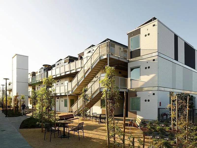 ملٹی اسٹوری تیار شدہ کنٹینر مکانات